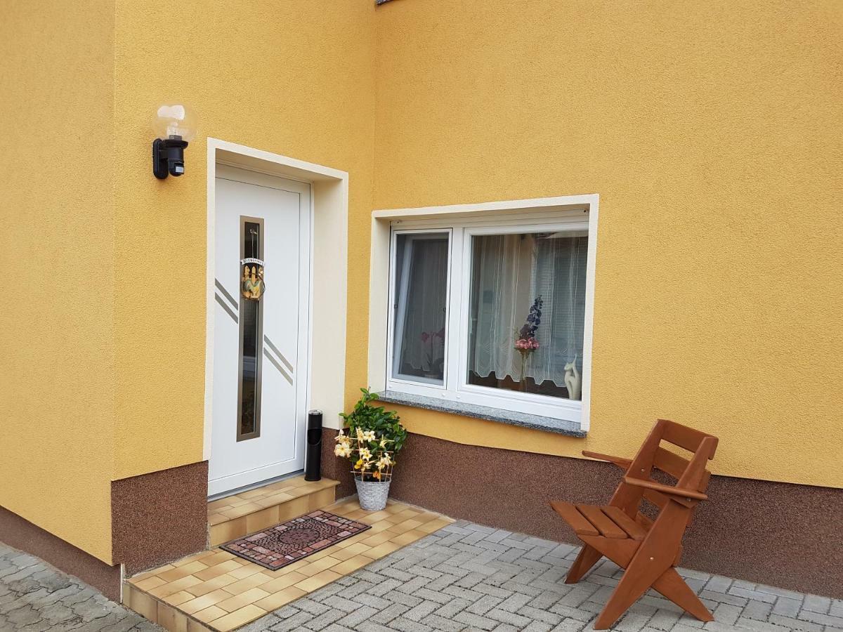 Ferienwohnung Hahn Neuzelle Exterior photo